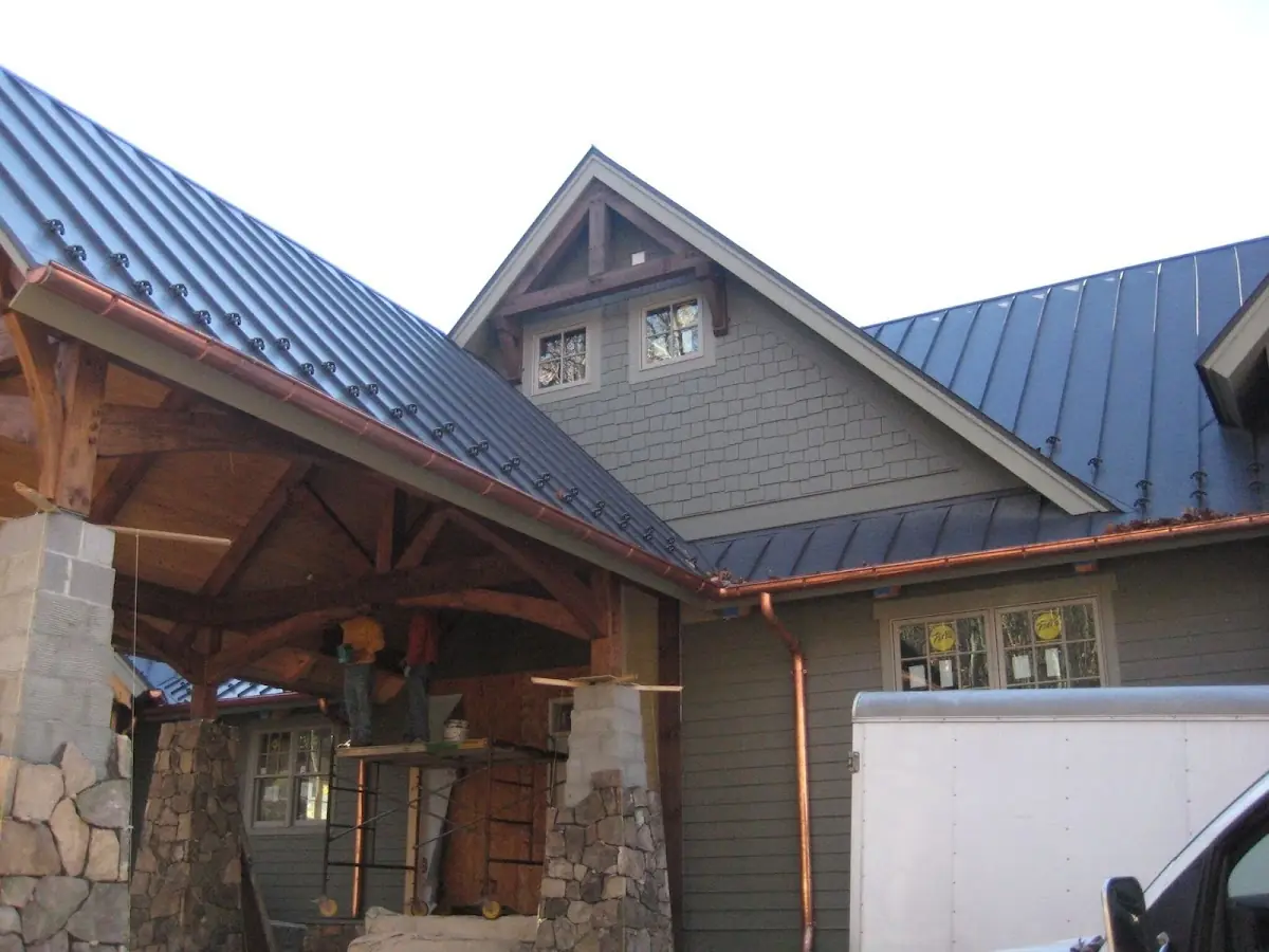 Craftsman Roofing team delivering quality roofing work in Husseys Crossroads